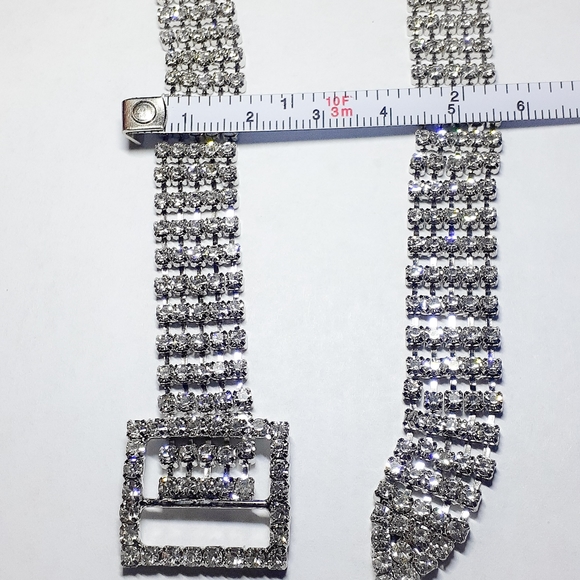 🎀Rhinestone Buckle Choker Necklace - Picture 5 of 8